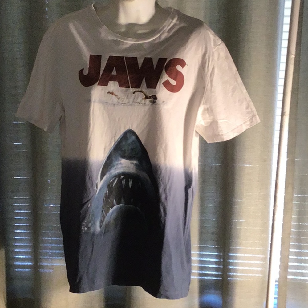Women’s or men’s t / shirt JAWS NWOT